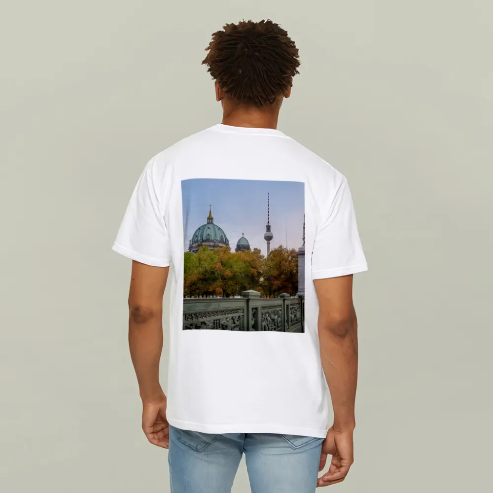 Berlin Cathedral and TV Tower Autumn View – T-Shirts