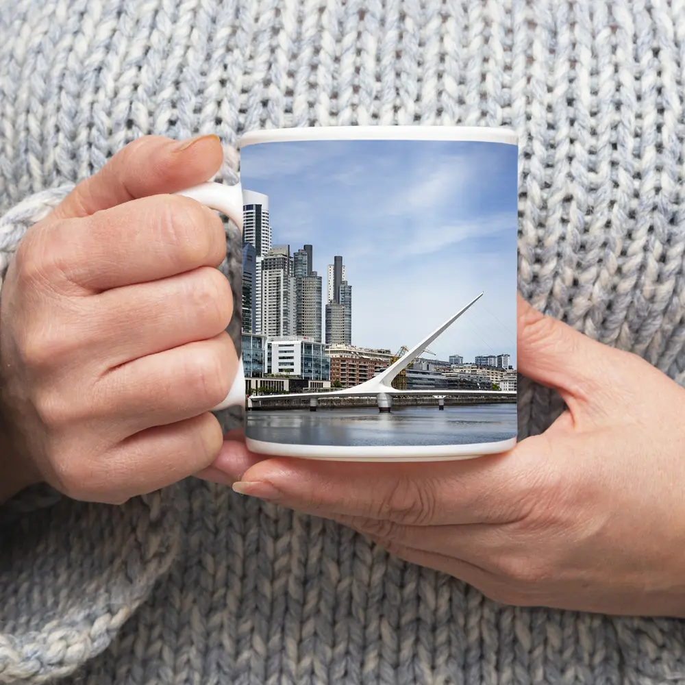 Buenos Aires Skyline Puente de la Mujer – Mugs