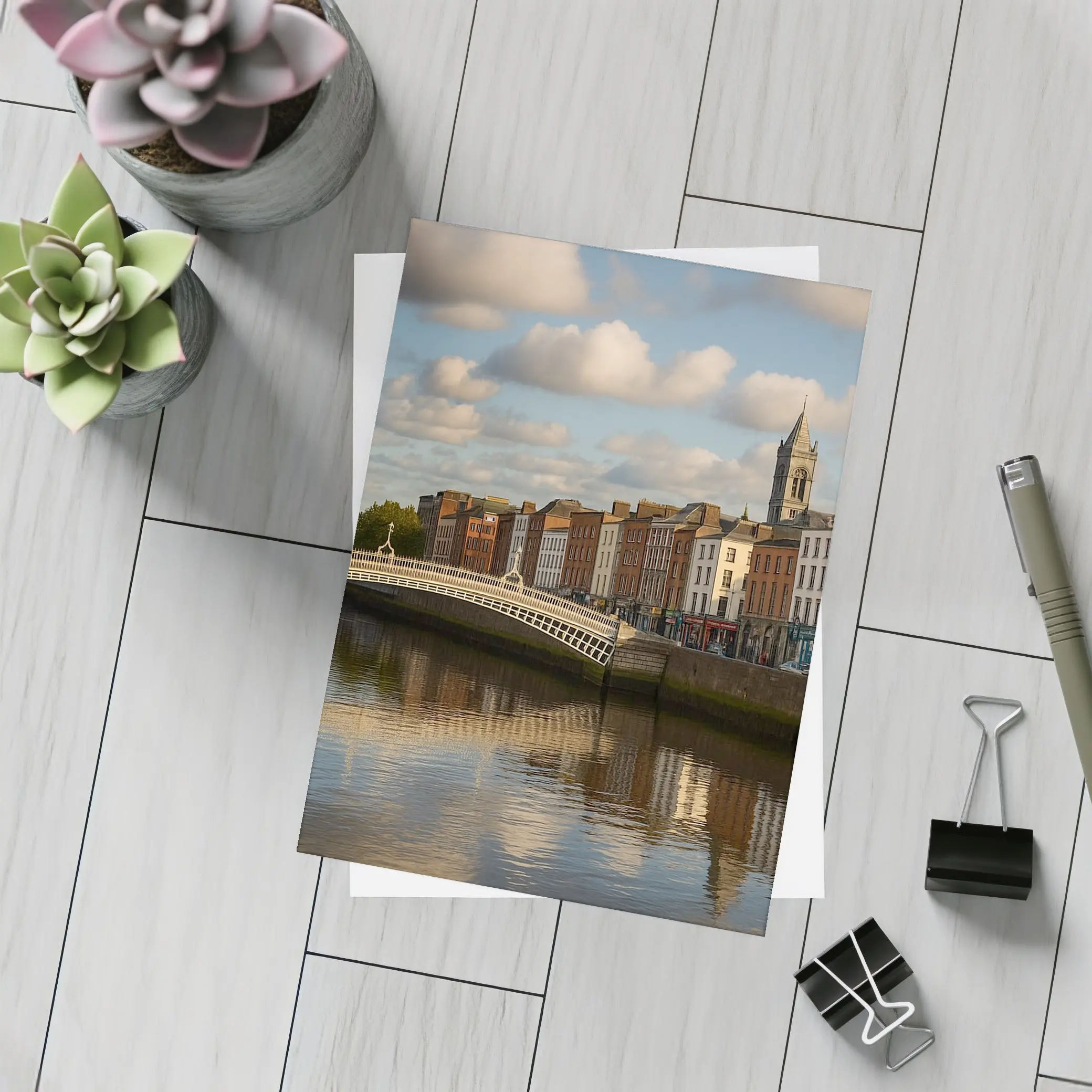 Ha Penny Bridge Dublin River Liffey – Postcards