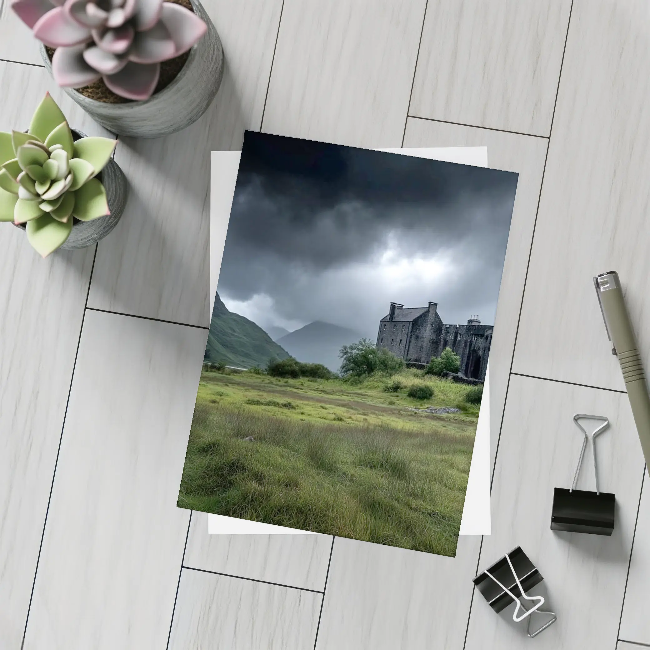 Eilean Donan Castle Scotland Stormy Highlands – Postcards