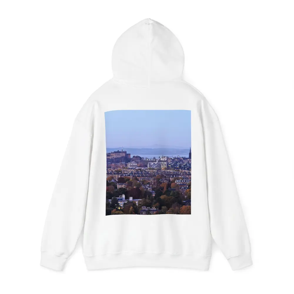 Edinburgh Castle Skyline Autumn Dusk View – Hoodies