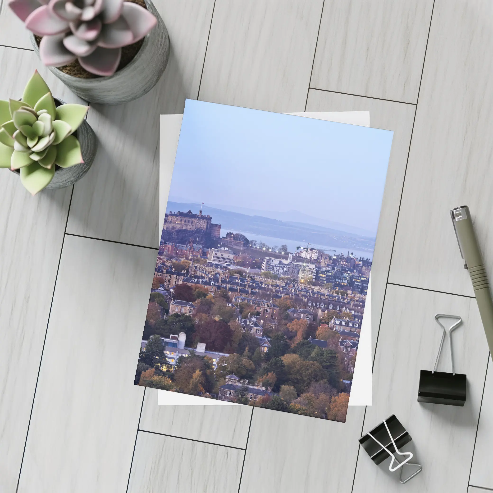 Edinburgh Castle Skyline Autumn Dusk View – Postcards
