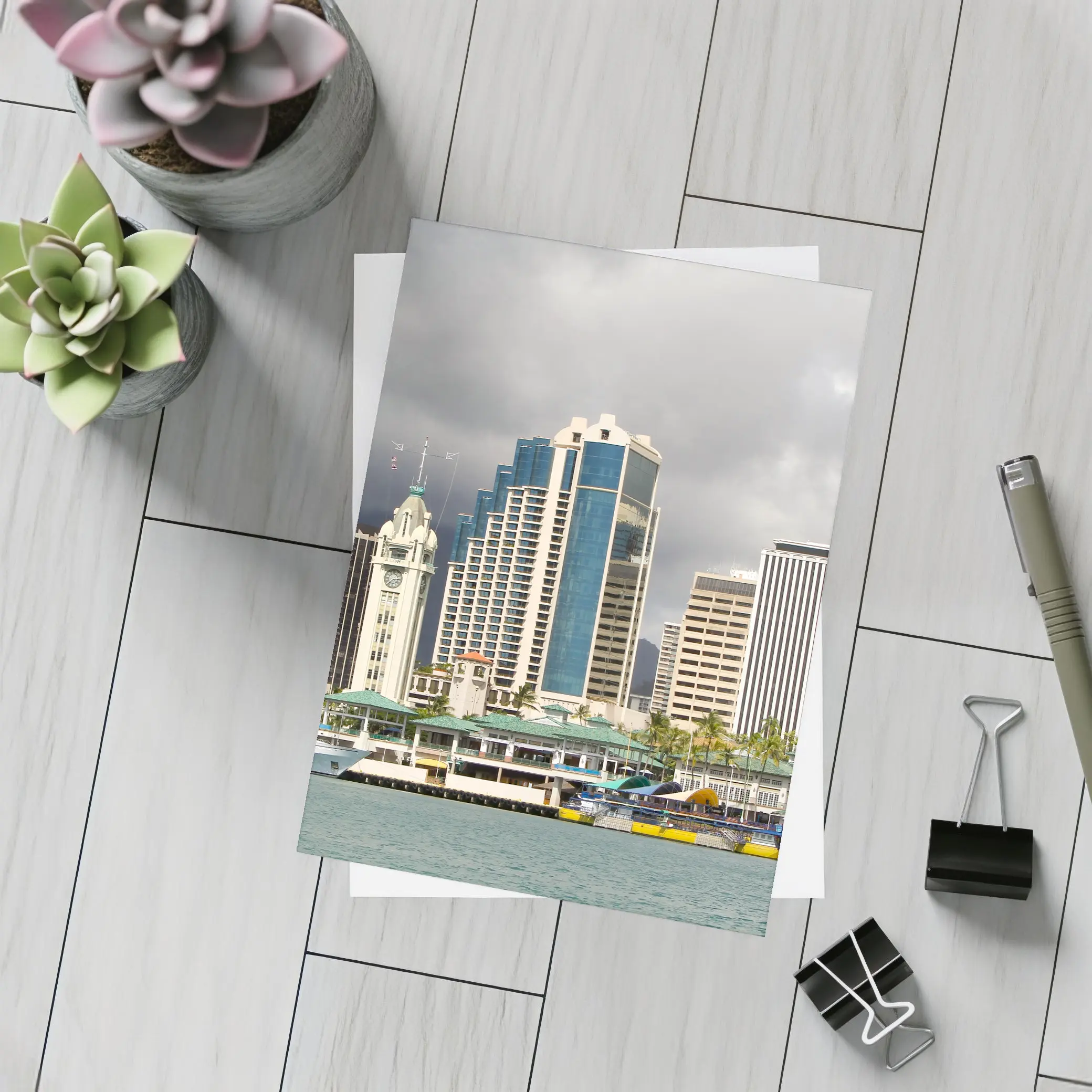 Honolulu Downtown Skyline Harbor Cloudy Day – Postcards