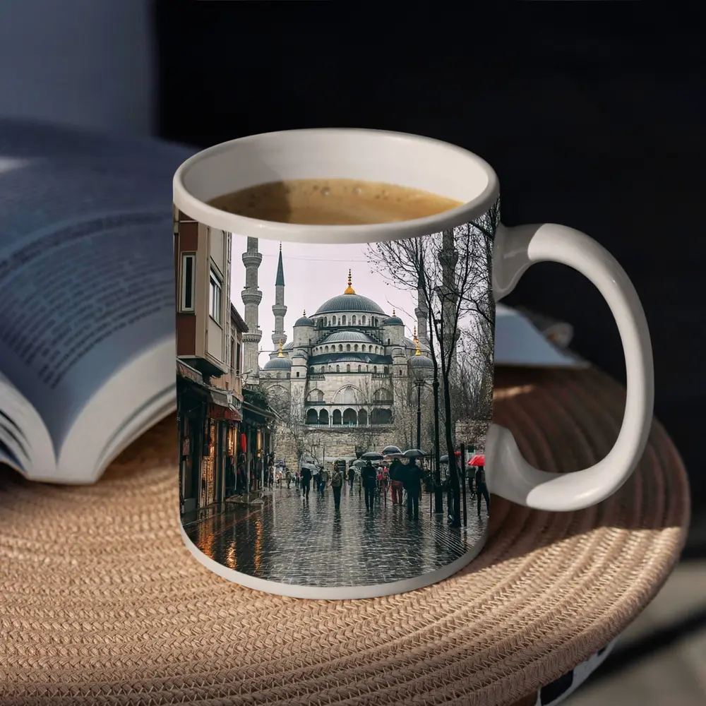 Istanbul Blue Mosque Rainy Street Scene – Mugs