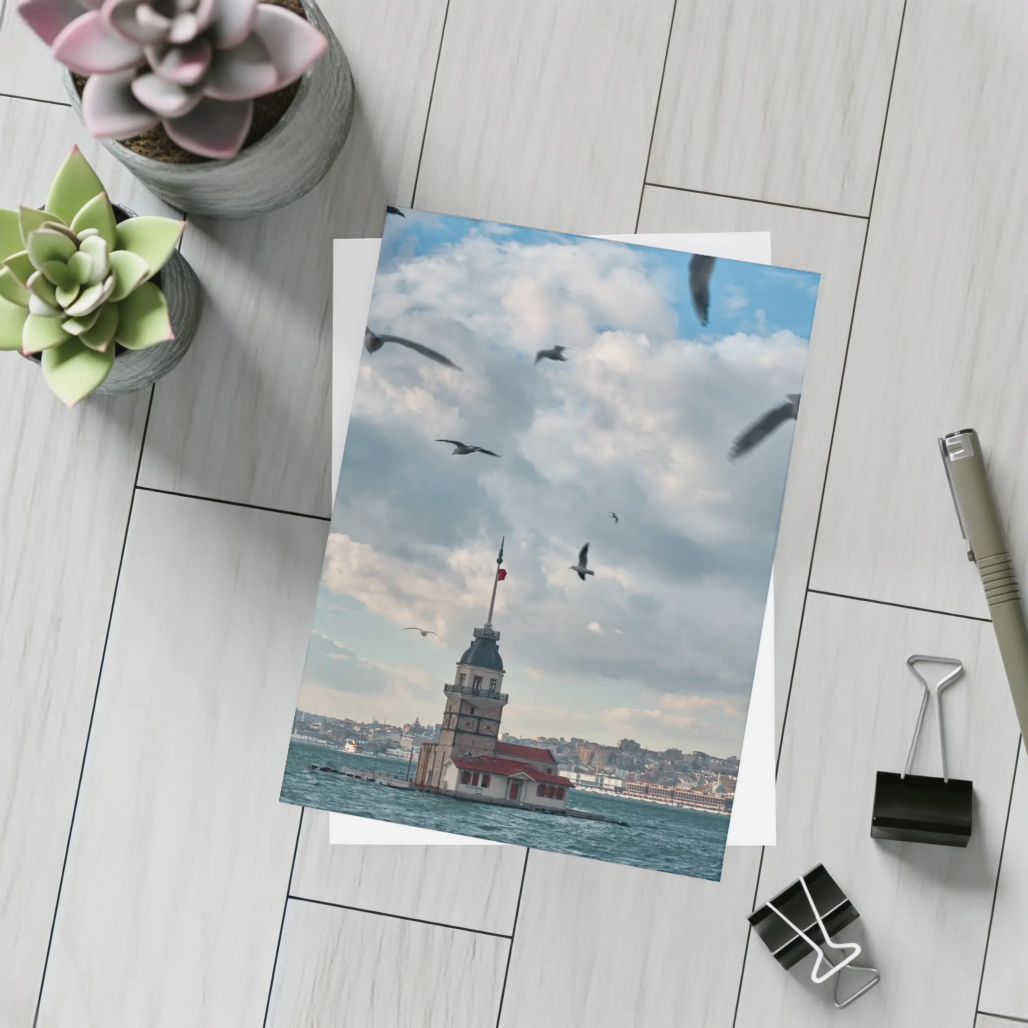 Maiden Tower Istanbul Bosphorus Seagulls Sky – Postcards