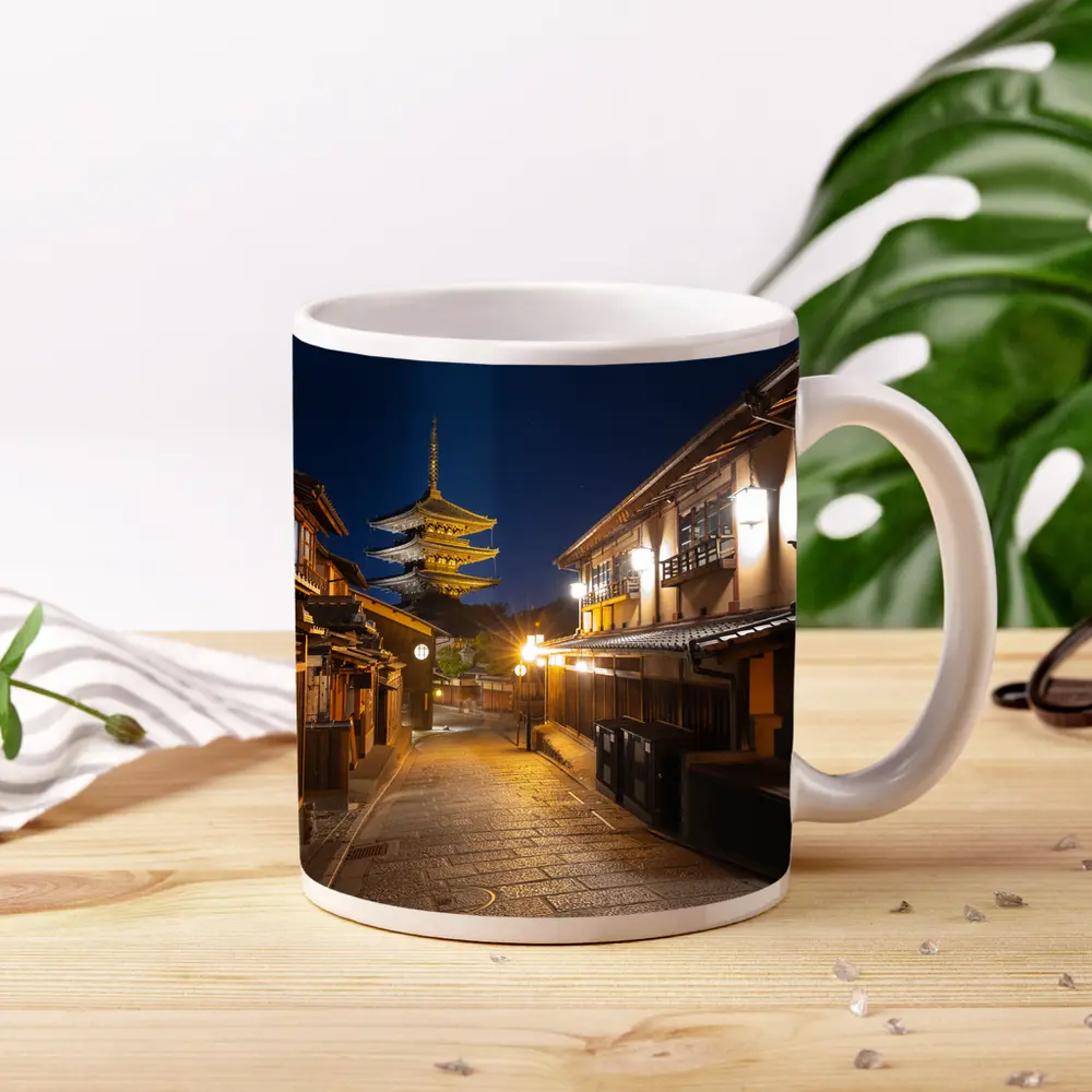 Kyoto Night Street Yasaka Pagoda Japan – Mugs