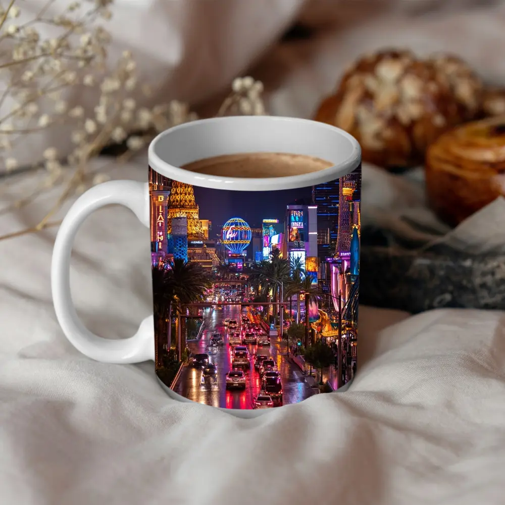 Las Vegas Strip Glowing Neon Night Scene – Mugs