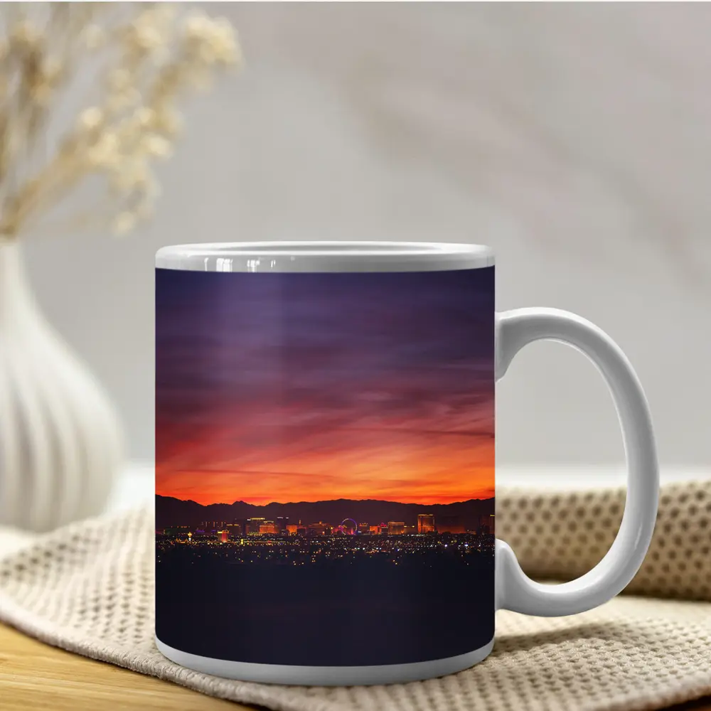 Las Vegas Skyline Fiery Sunset Purple Sky – Mugs
