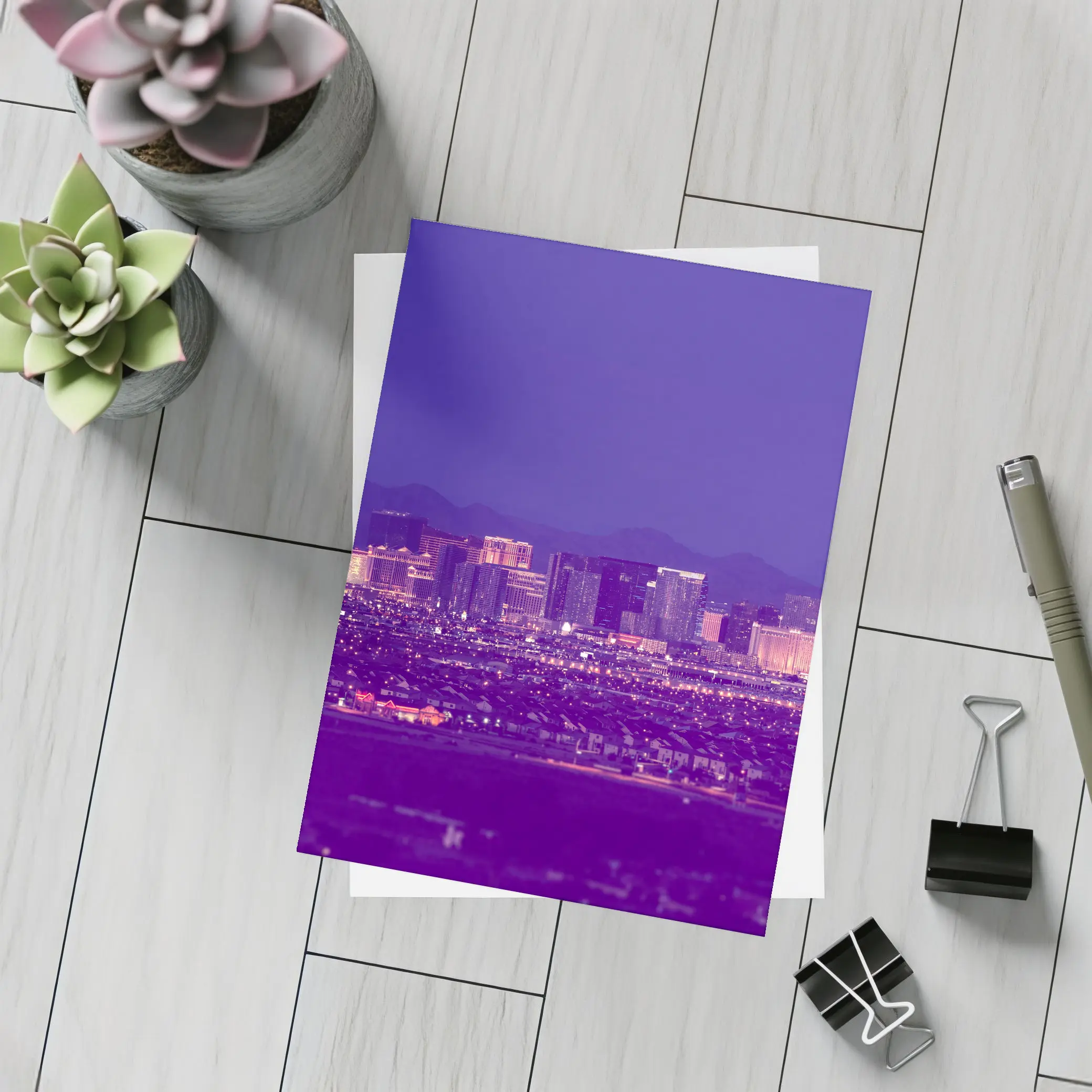 Las Vegas Strip Skyline Purple Night View – Postcards