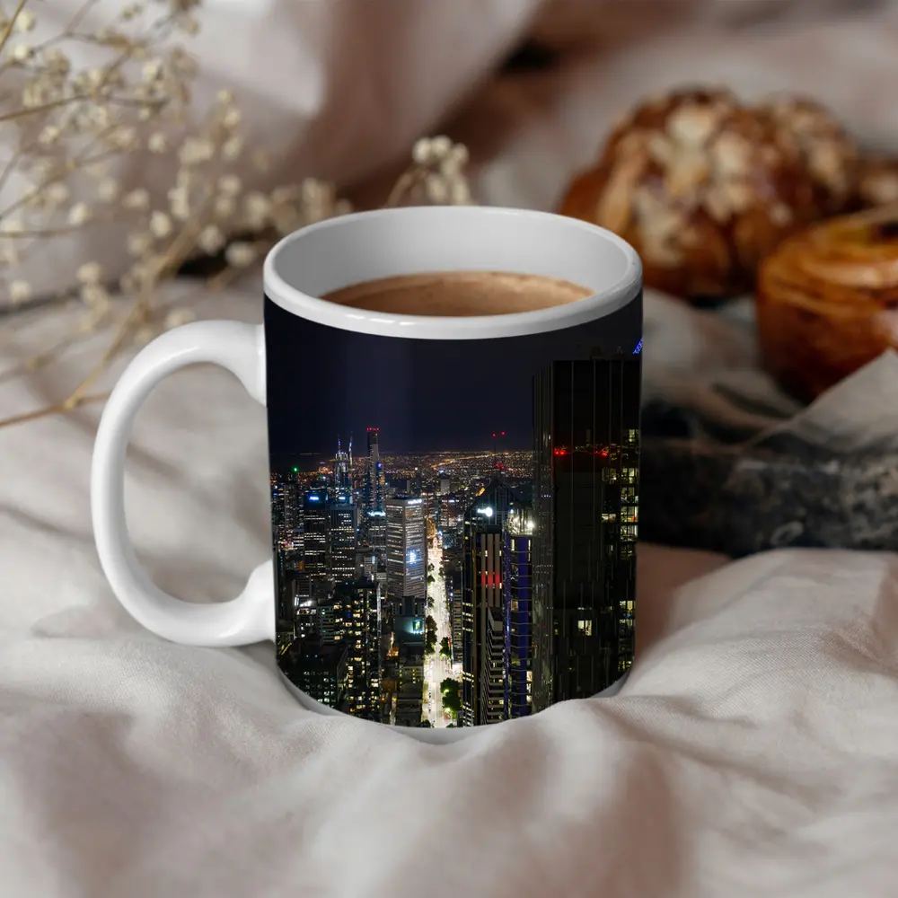Melbourne City Skyline Glowing At Night – Mugs