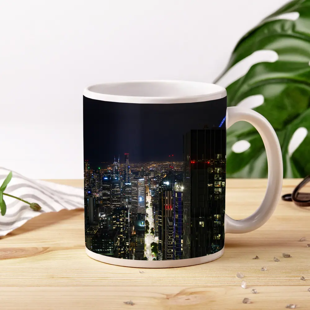Melbourne City Skyline Glowing At Night – Mugs