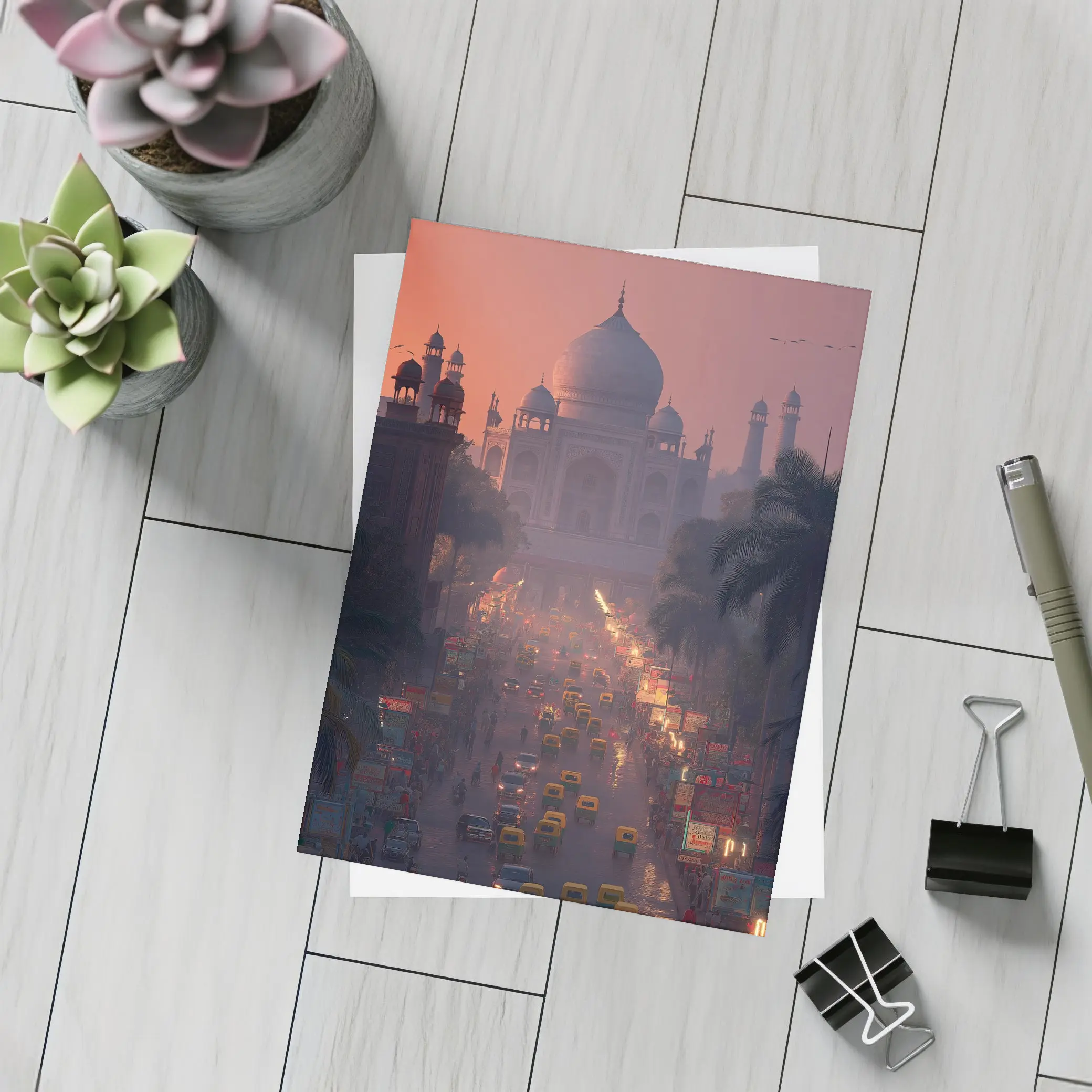 Taj Mahal Agra Busy Street Dusk Scene – Postcards