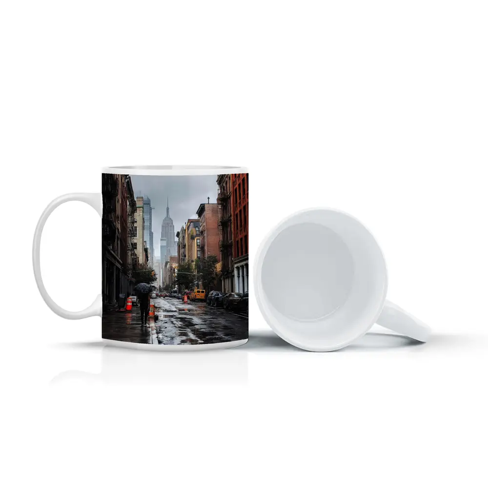 Rainy New York City Street Empire State – Mugs