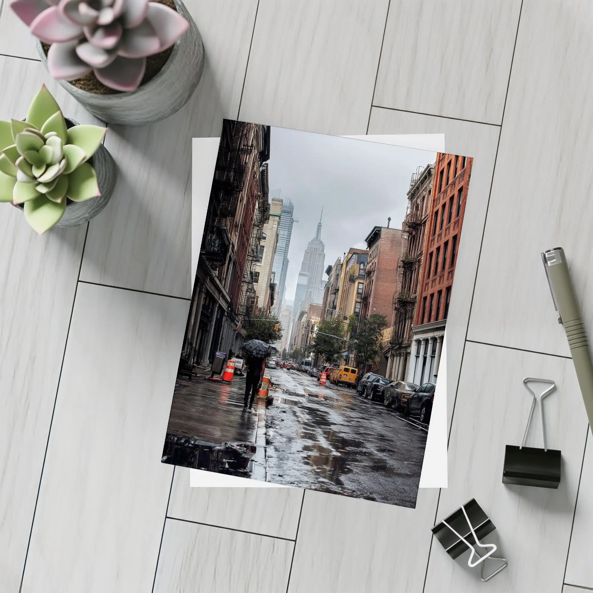 Rainy New York City Street Empire State – Postcards