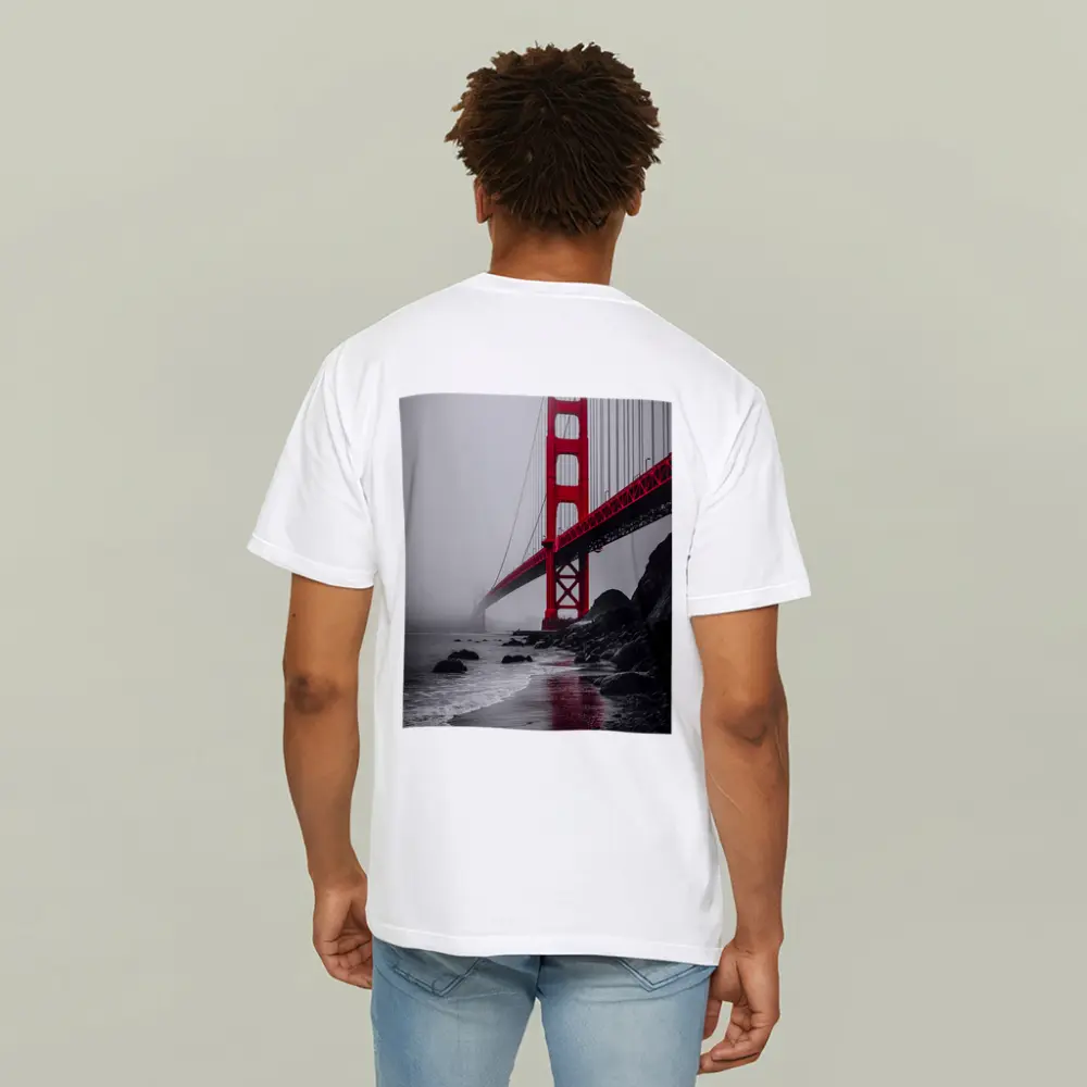 Golden Gate Bridge Red Foggy San Francisco – T-Shirts
