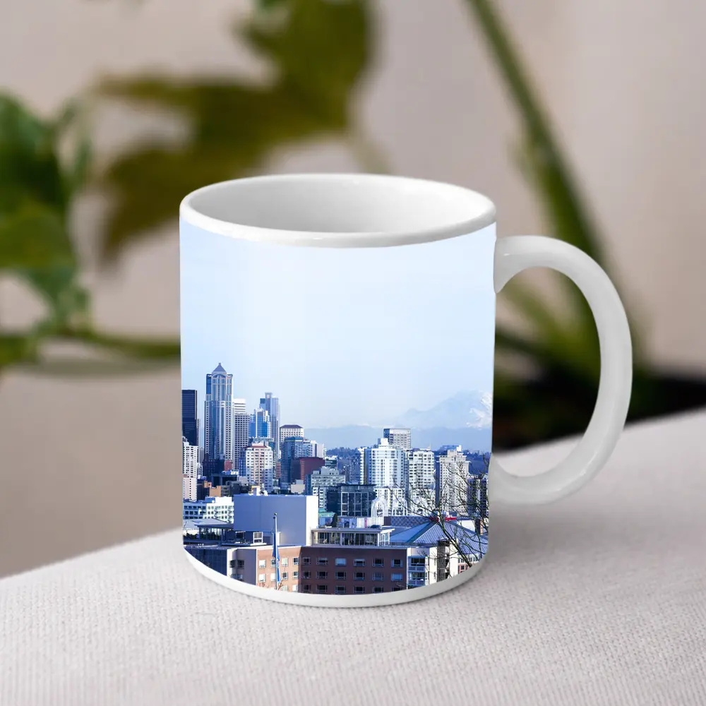 Seattle Skyline Space Needle Mount Rainier – Mugs