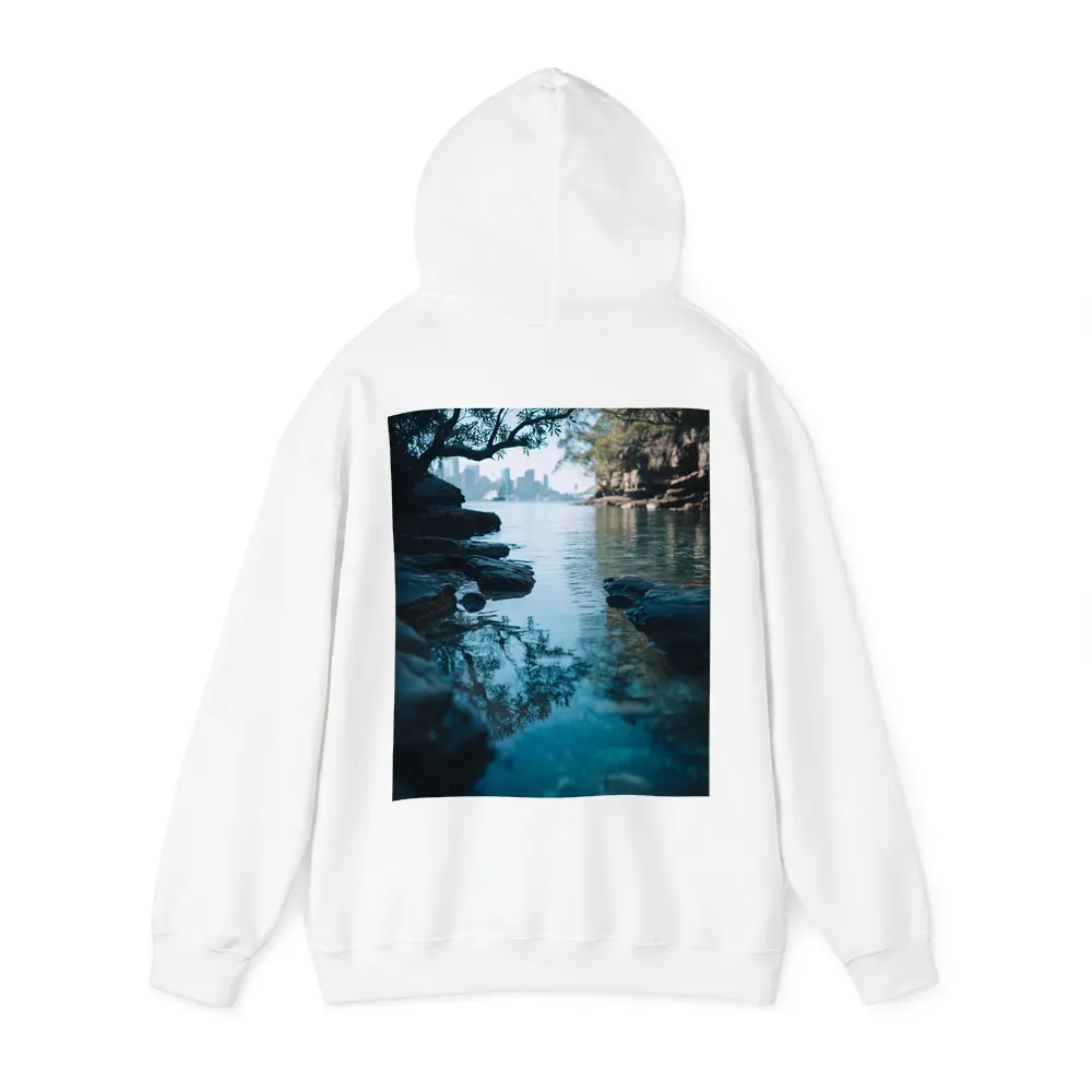 Rocky Shore City Skyline Reflection Water – Hoodies