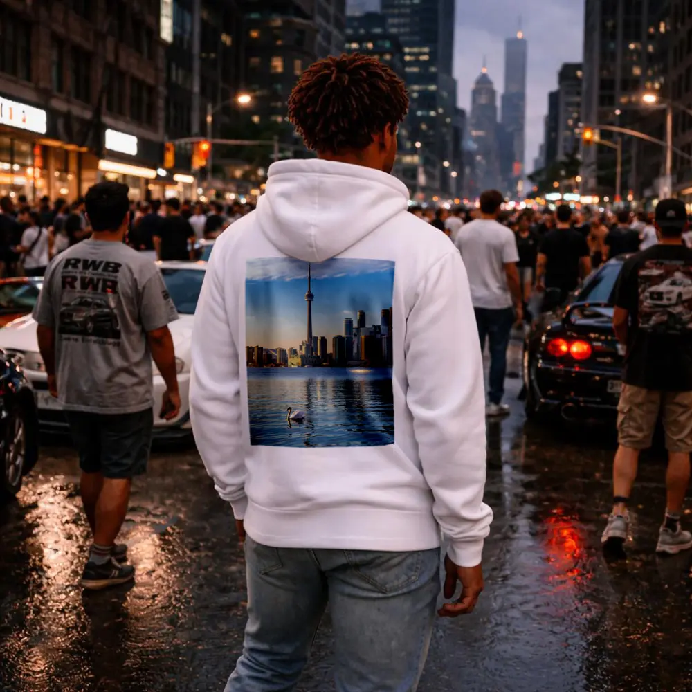 Toronto Skyline Swan on Lake Ontario – Hoodies