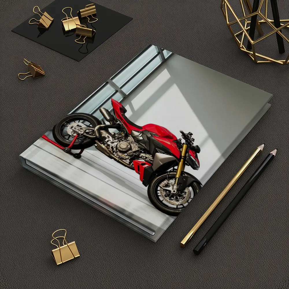 Ducati Streetfighter V4 Red Indoor Studio – Notebooks