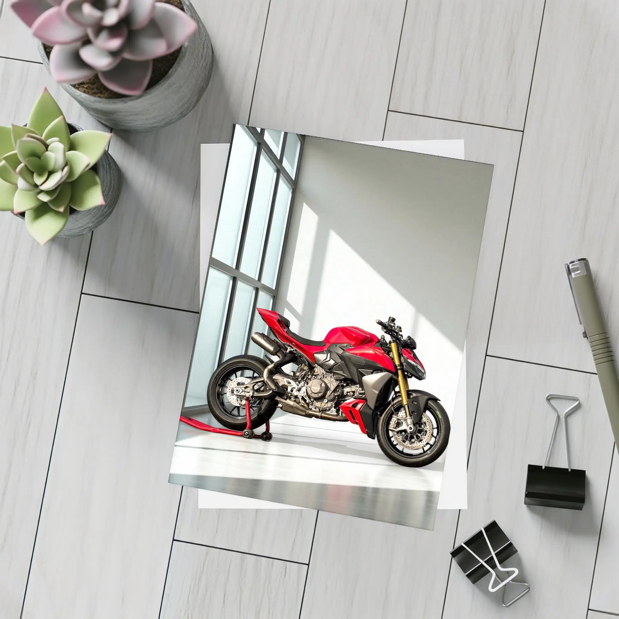 Ducati Streetfighter V4 Red Indoor Studio – Postcards