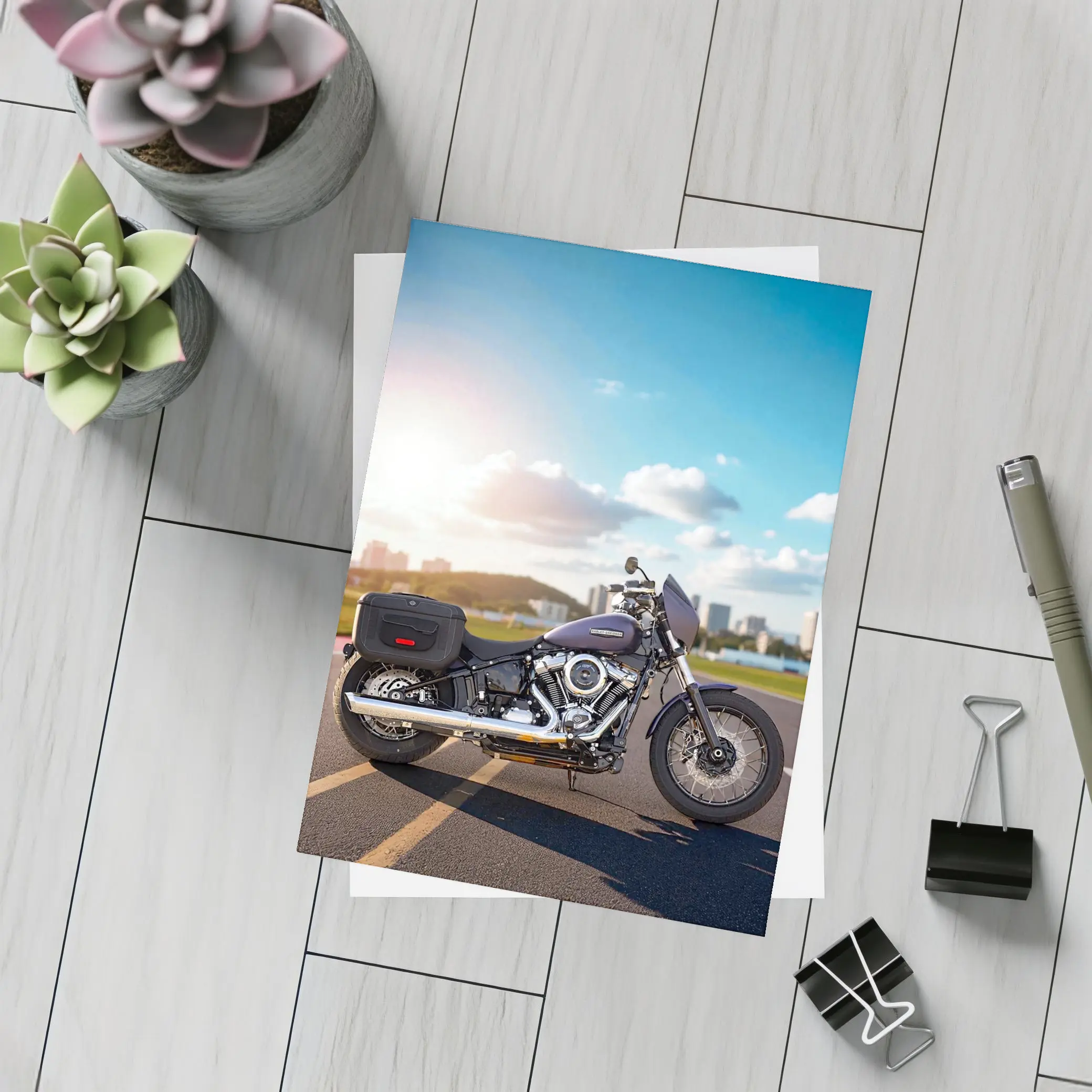Harley Davidson Cruiser Motorcycle City Skyline – Postcards