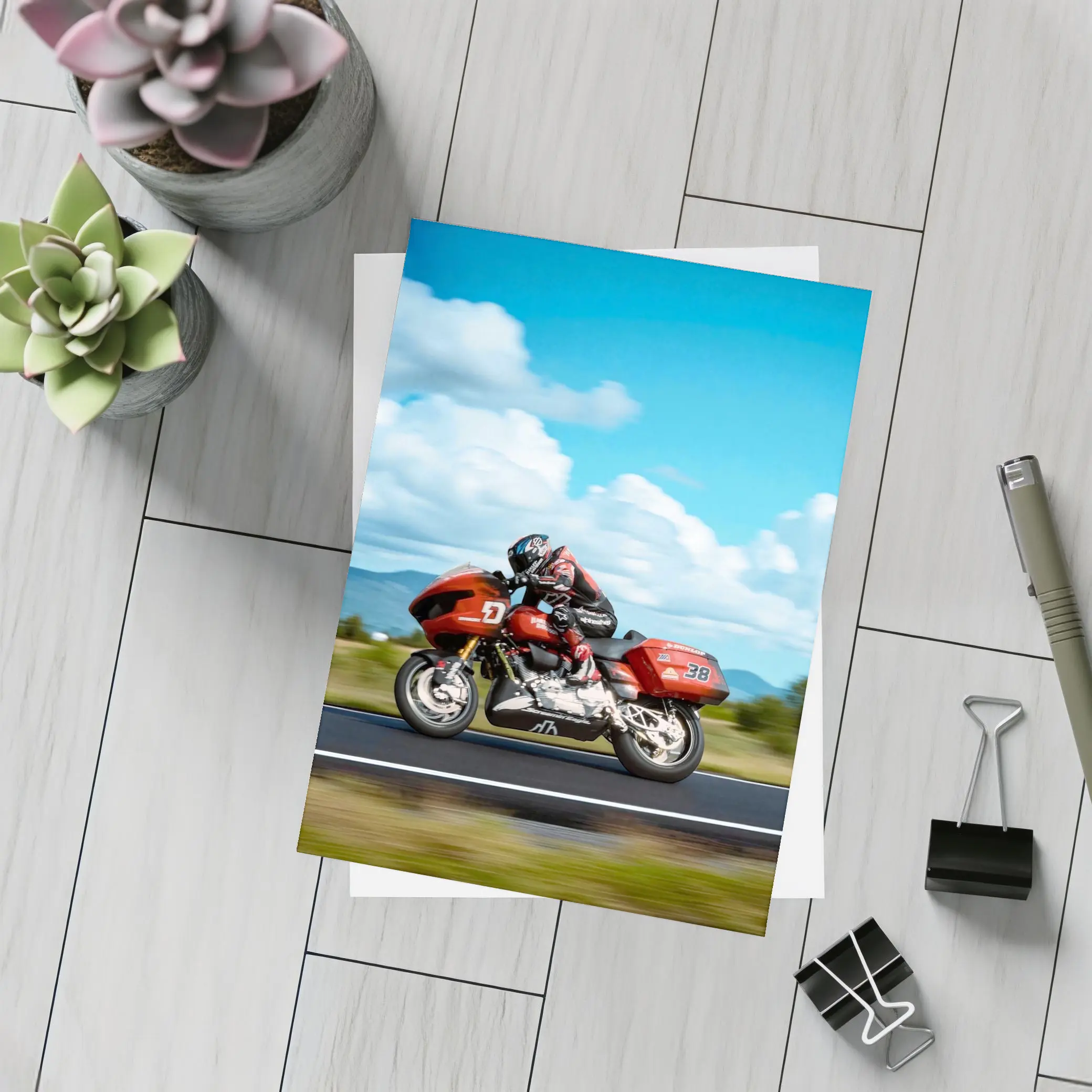 Harley Davidson Road Glide Racing Open Road – Postcards