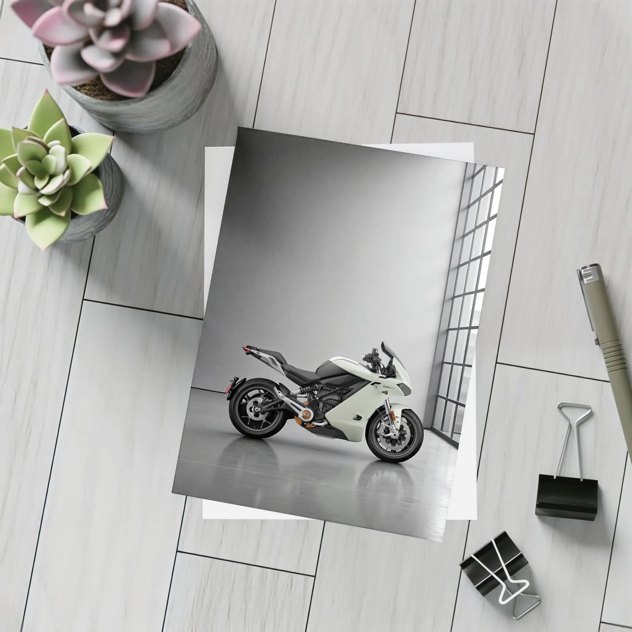 Zero Motorcycles Electric Sport Bike Studio – Postcards