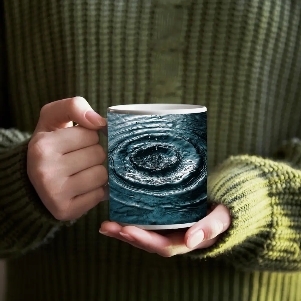 Water Ripple Circles Dark Teal Surface – Mugs
