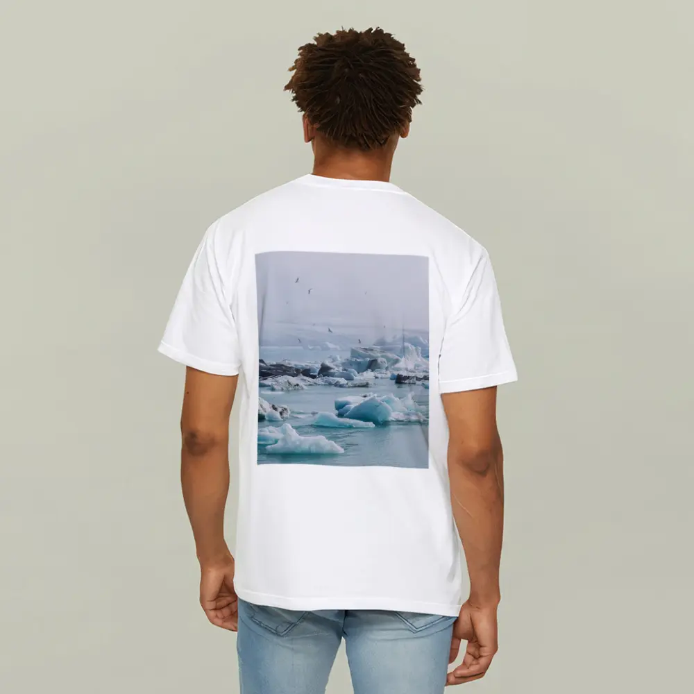 Icebergs Floating in Glacial Arctic Waters – T-Shirts