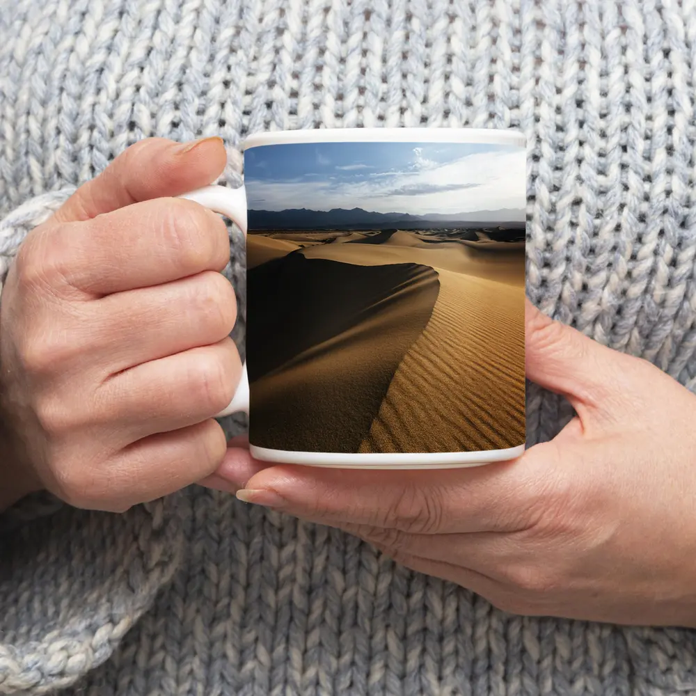 Golden Sand Dunes Desert Mountain Horizon – Mugs