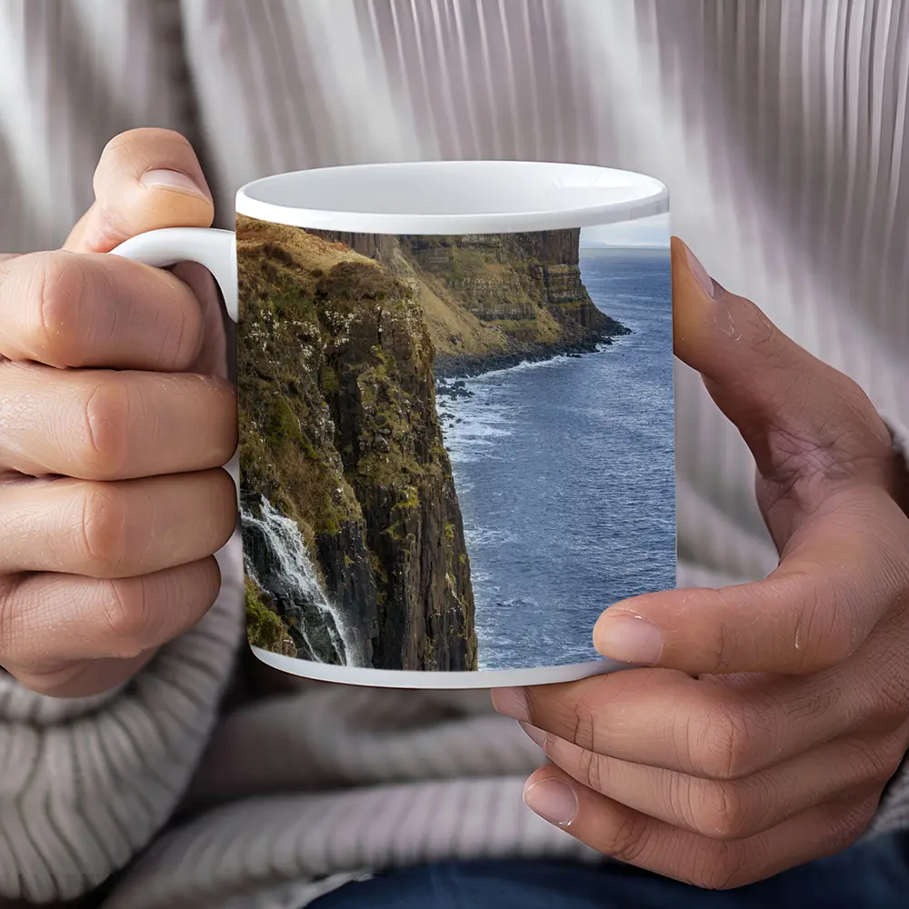 Kilt Rock Cliffs Waterfall Isle of Skye – Mugs