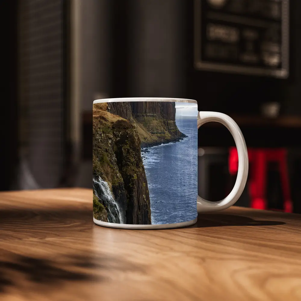 Kilt Rock Cliffs Waterfall Isle of Skye – Mugs