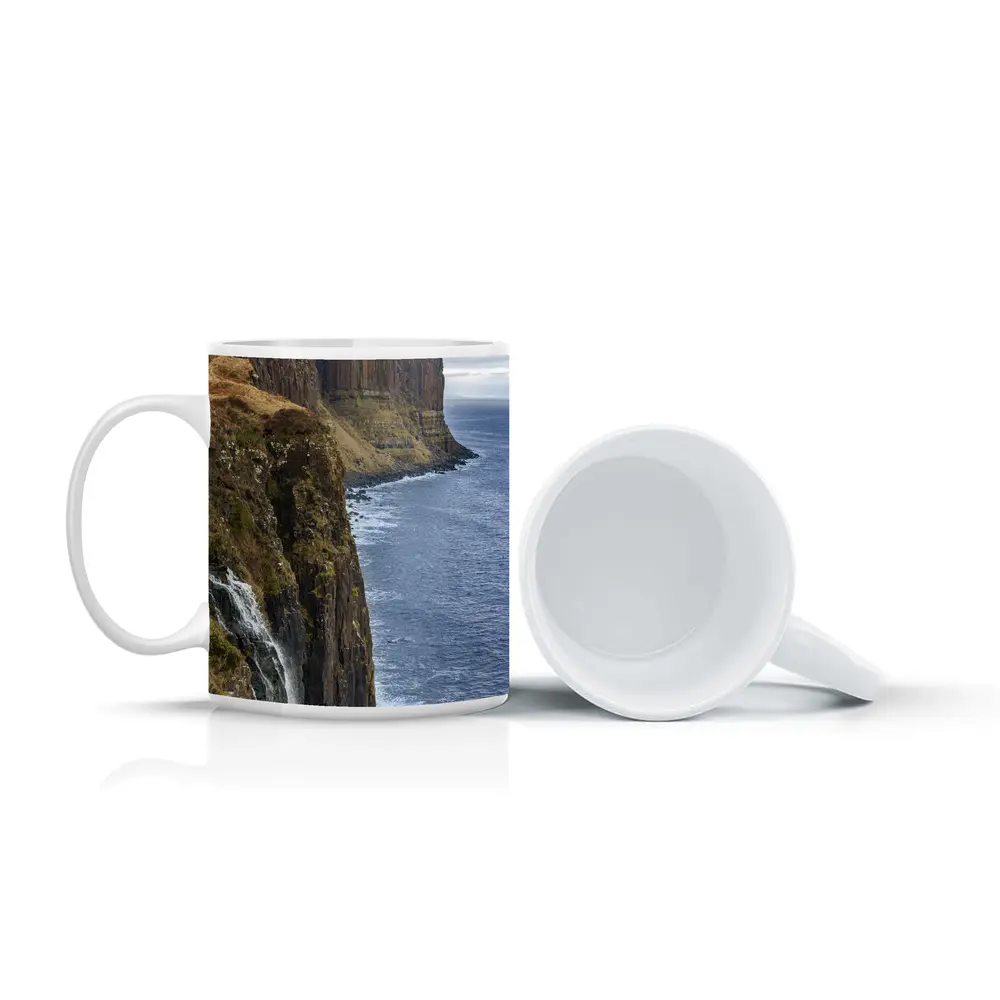 Kilt Rock Cliffs Waterfall Isle of Skye – Mugs