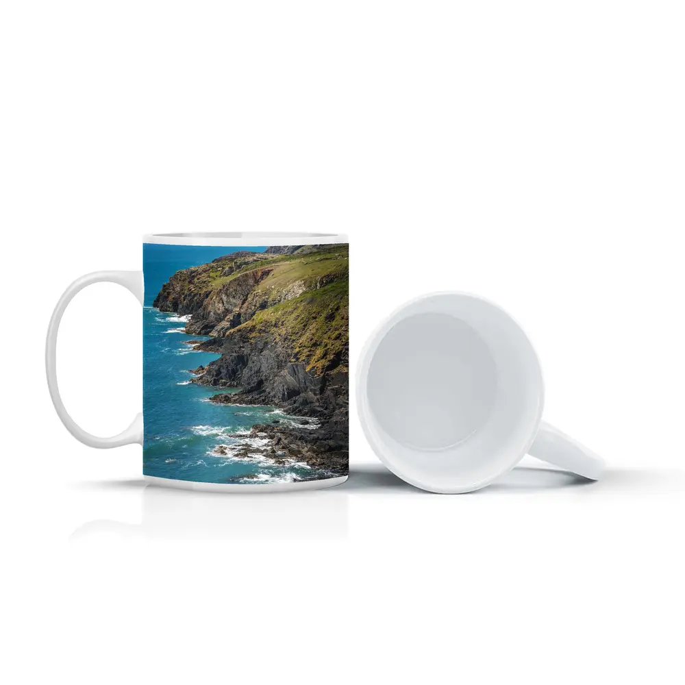 Rocky Coastal Cliffs Above Turquoise Ocean Waves – Mugs