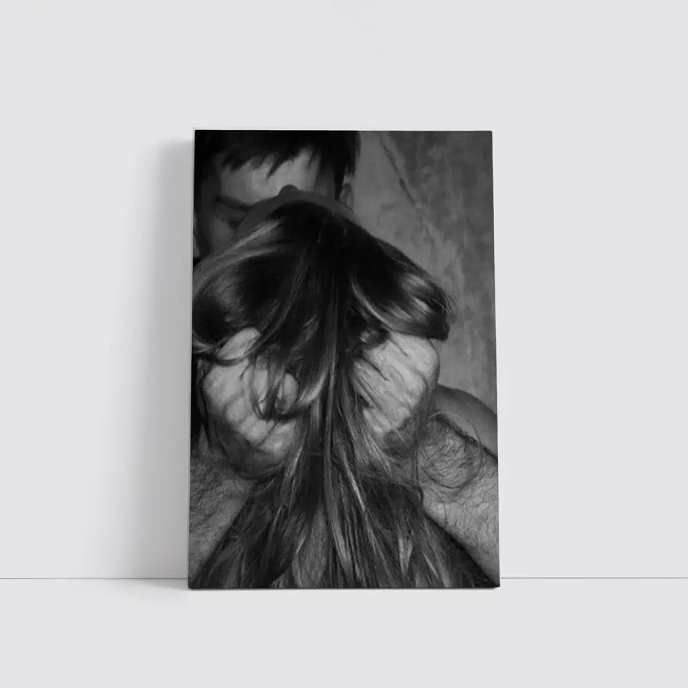Black and White Intimate Couple Embrace Art – Wall Art