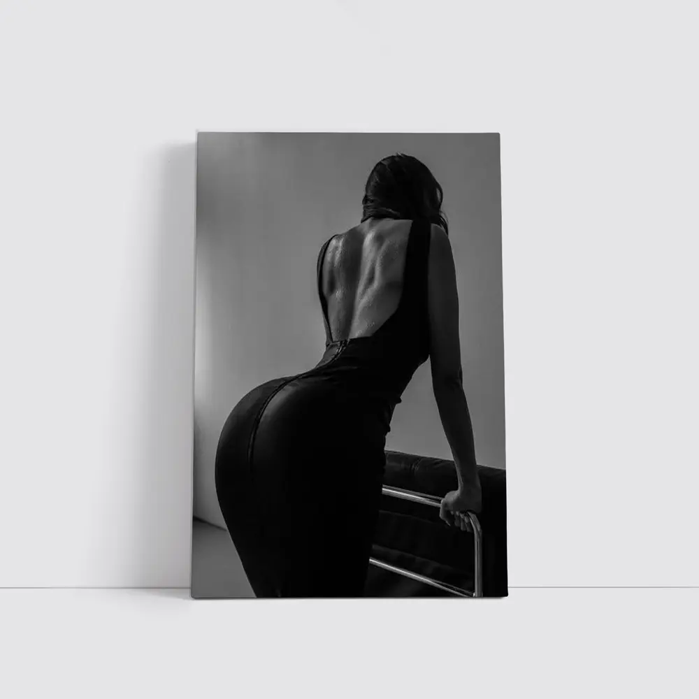 Black and White Woman Back Dress Art – Wall Art