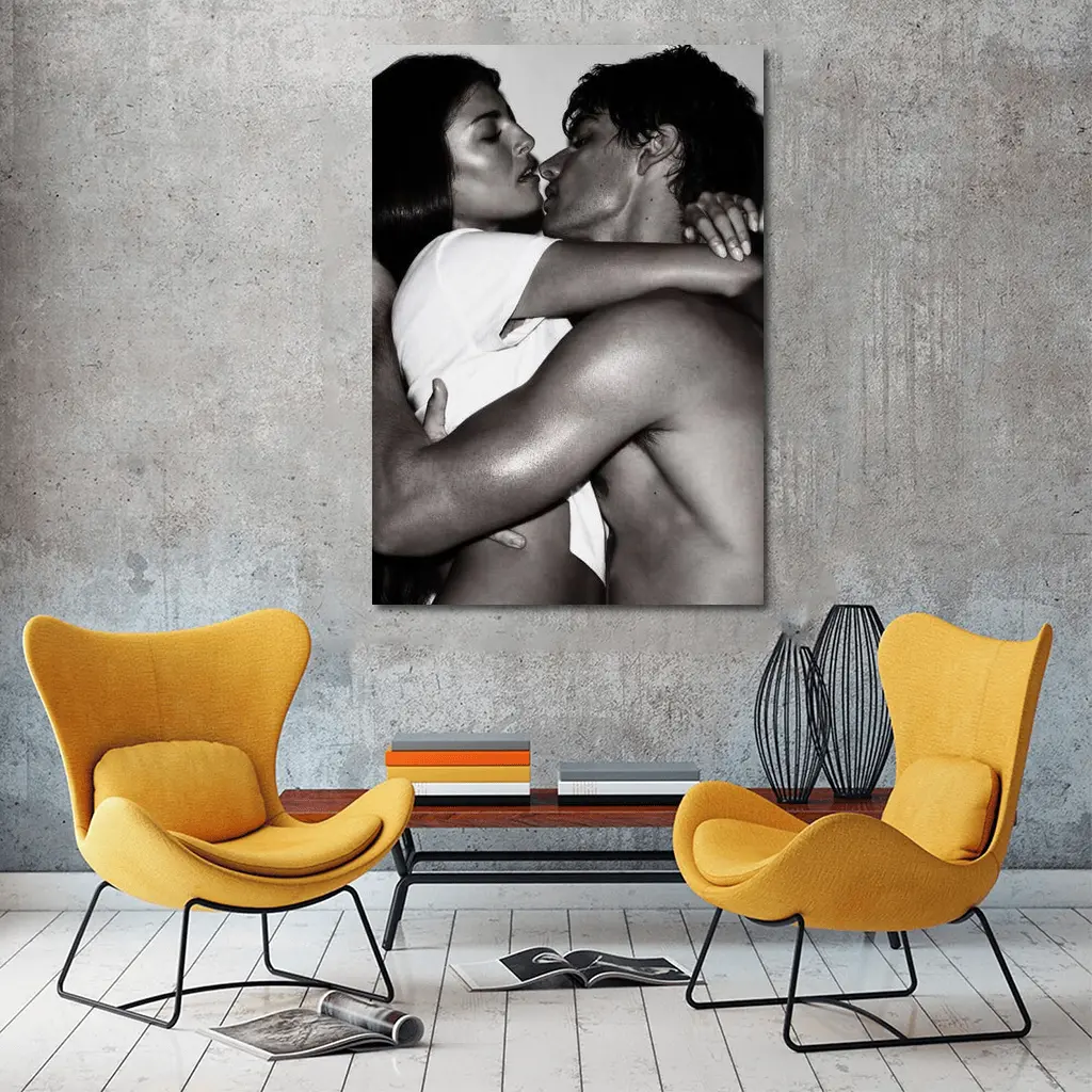 Black and White Couple Kissing Embrace Art – Wall Art
