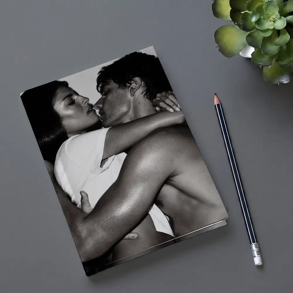 Black and White Couple Kissing Embrace Art – Notebooks
