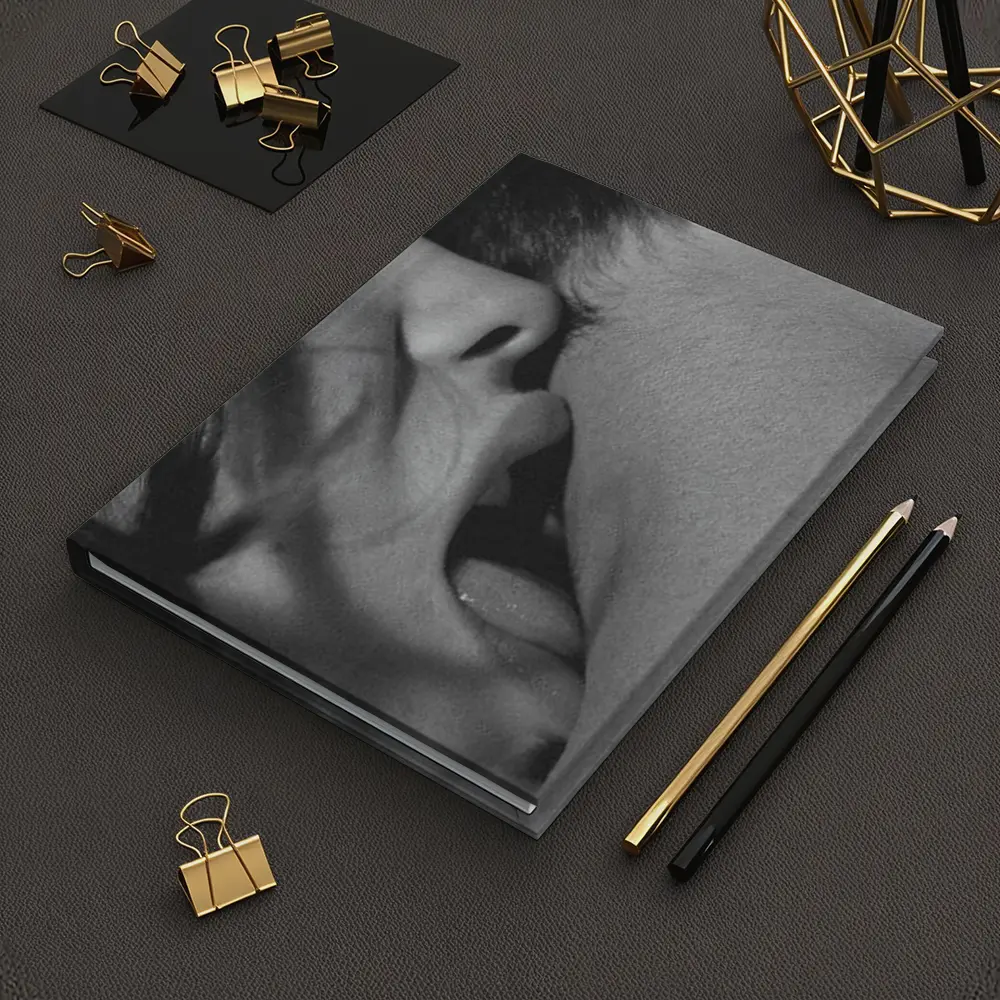 Black and White Intimate Kiss Close Up – Notebooks