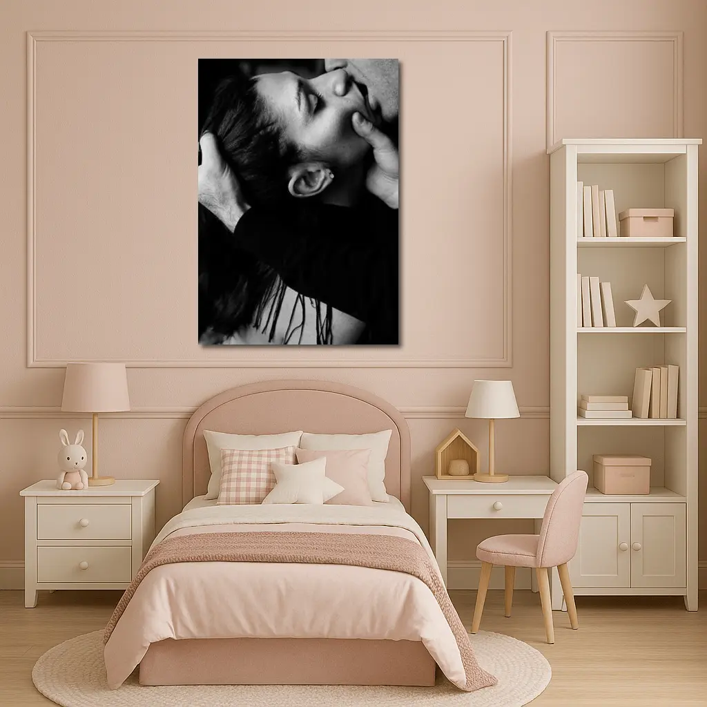Black and White Couple Kissing Intimate Moment – Wall Art