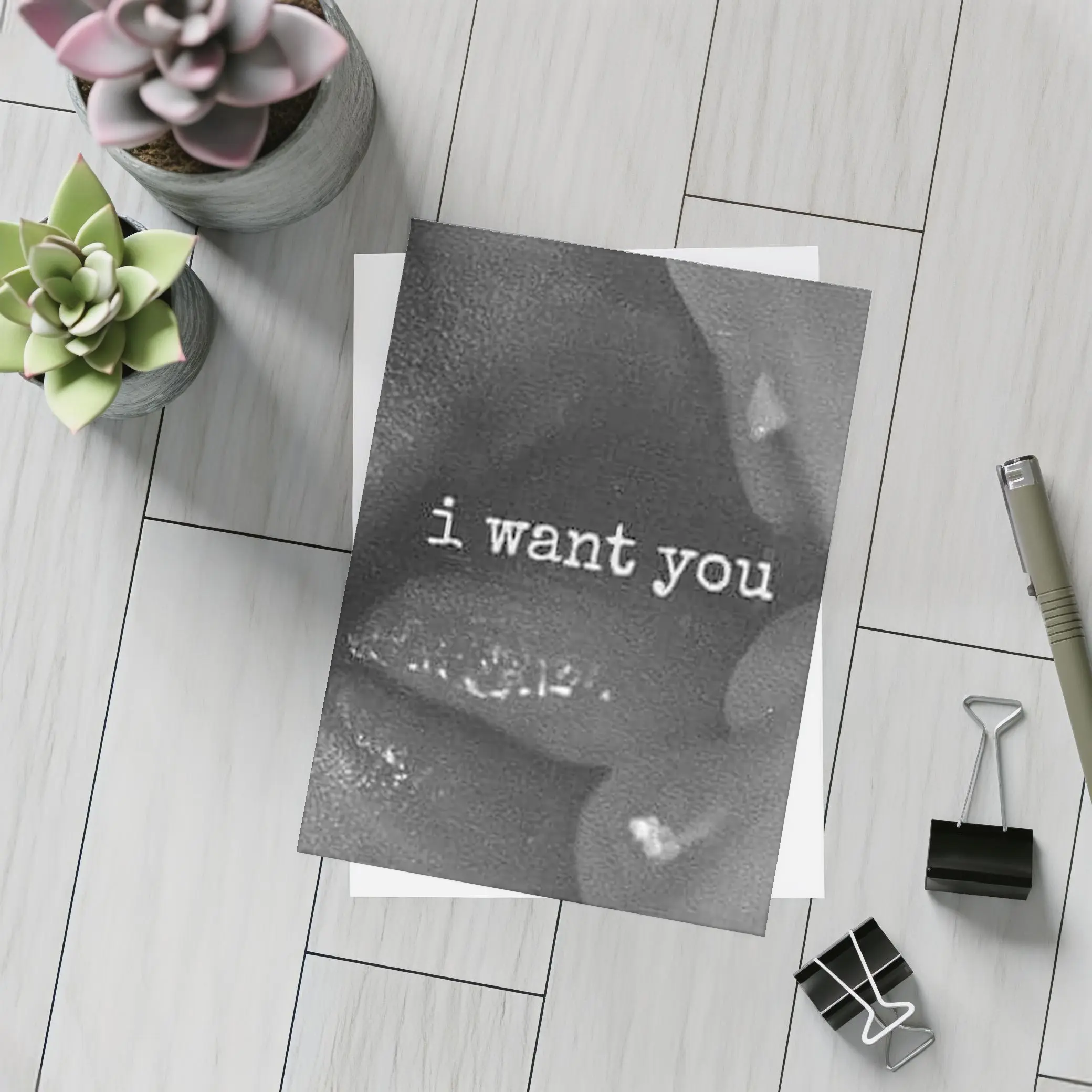 I Want You Black White Lips Kiss – Postcards