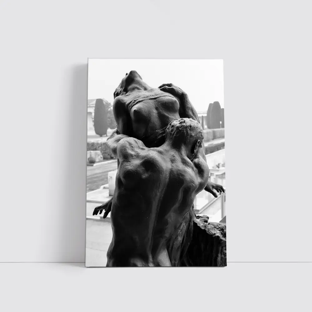 Bronze Sculpture Two Figures Embracing Cemetery – Wall Art