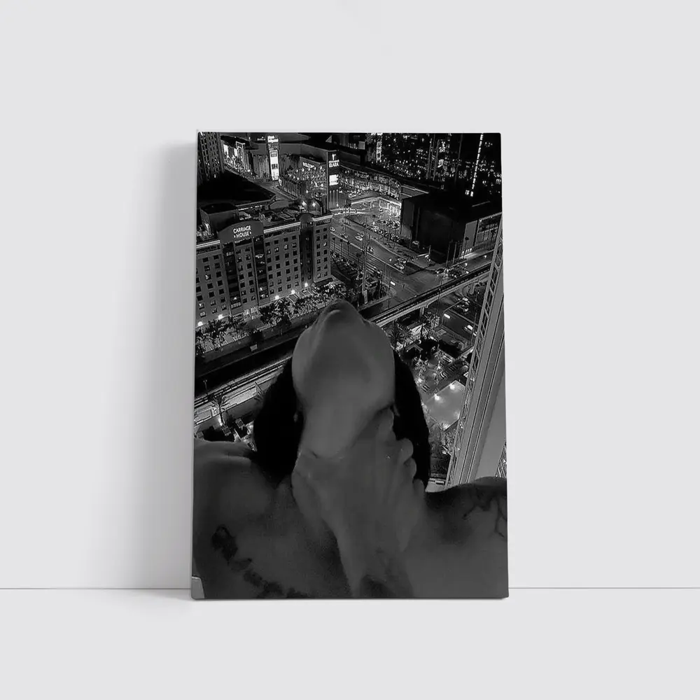 Woman City Night View Black White – Wall Art