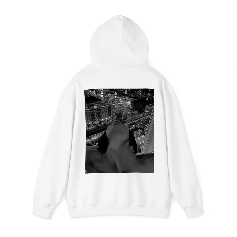 Woman City Night View Black White – Hoodies