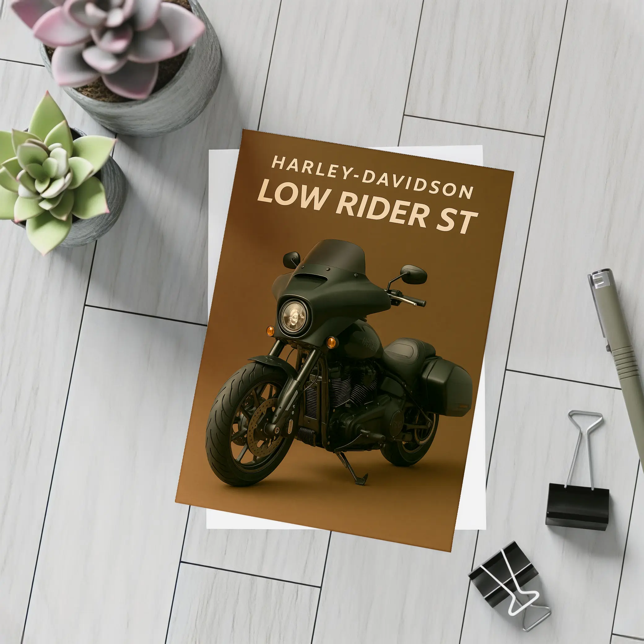 Harley Davidson Low Rider ST Brown Background – Postcards