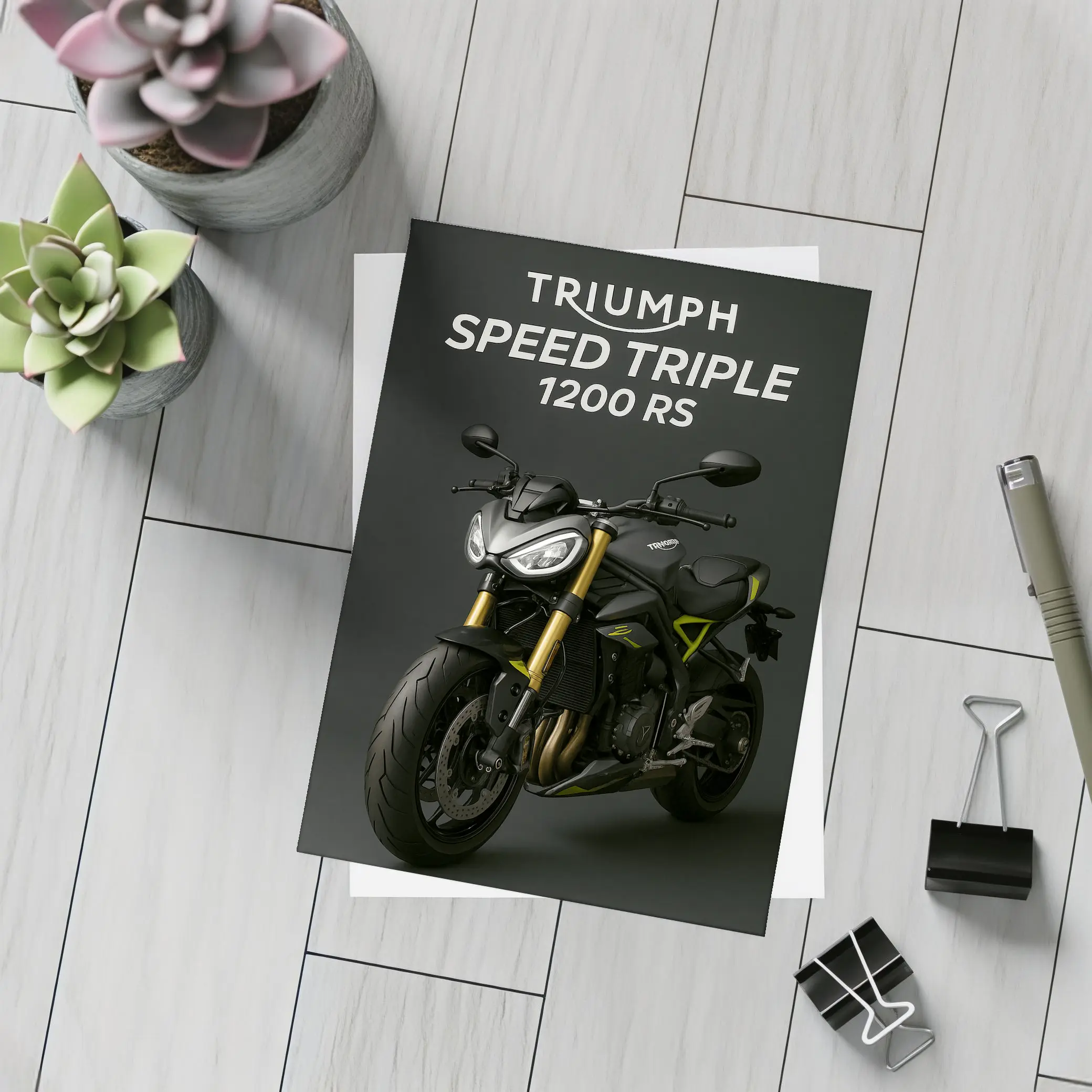 Triumph Speed Triple 1200 RS Dark Studio – Postcards