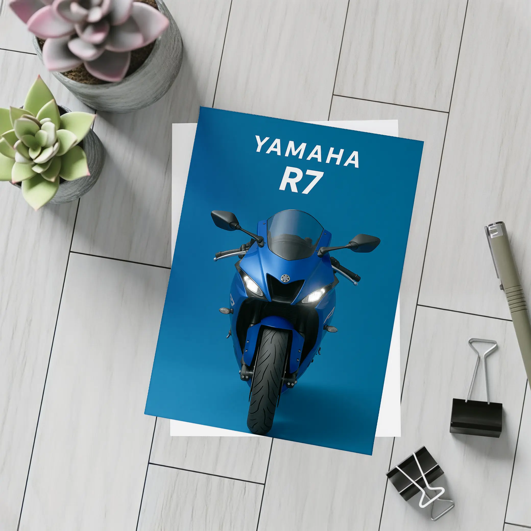 Yamaha R7 Sport Bike Blue Studio – Postcards