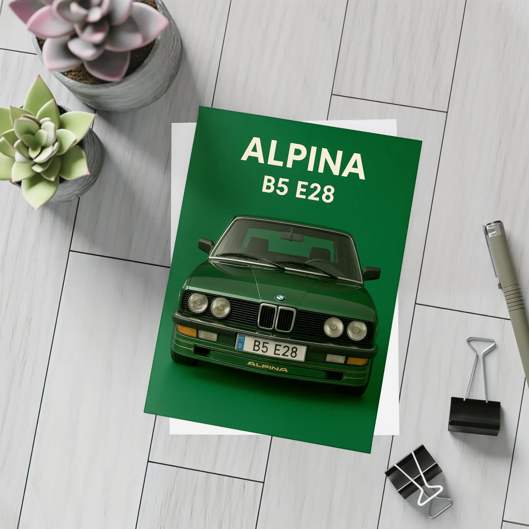 Alpina B5 E28 BMW Green Background Art – Postcards
