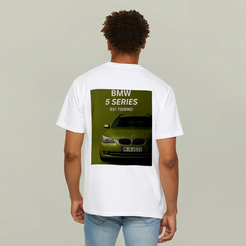 BMW Five Series E61 Touring Green Background – T-Shirts