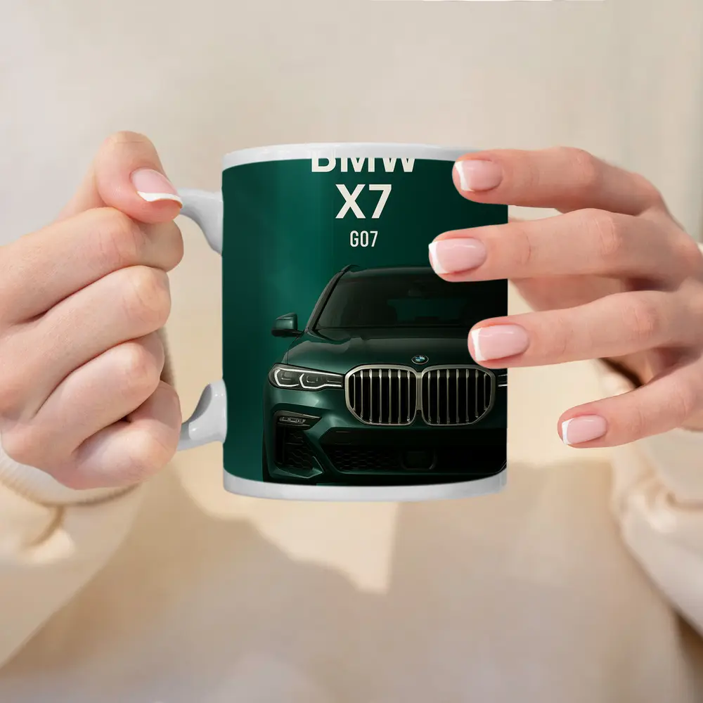BMW X7 G07 Green Studio Front View – Mugs